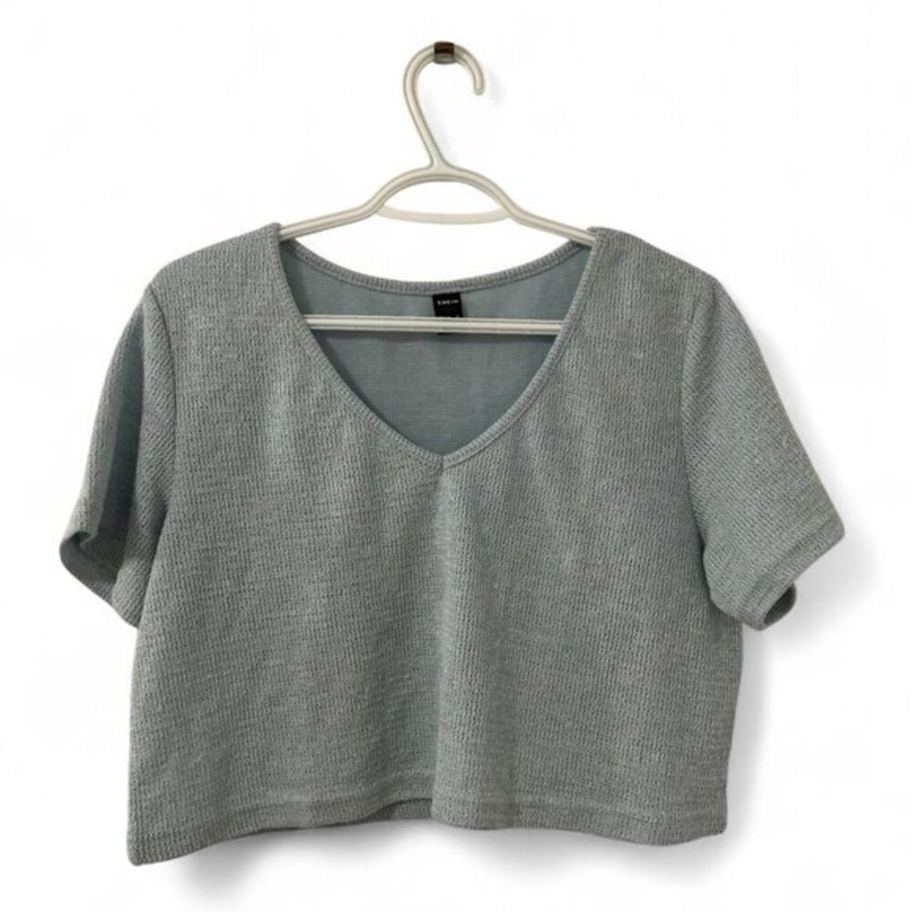 Y2K Women’s Baby Tee Top Crop Large Blue Festival Boho mcbling Casual basic